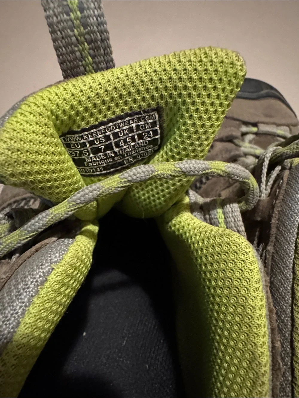Keen Taupe Hiking Shoes with Lime Interior